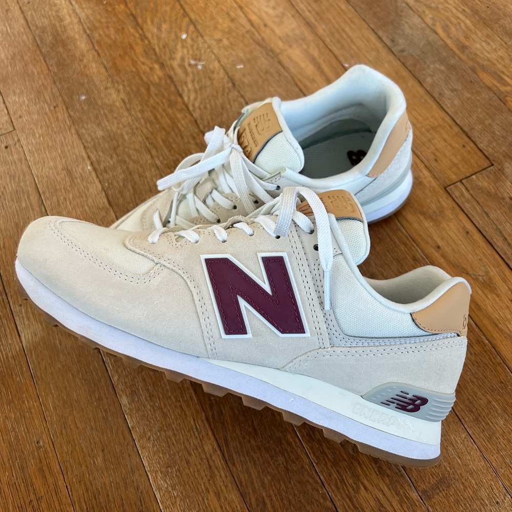 New Balance 574 Tennis Shoes